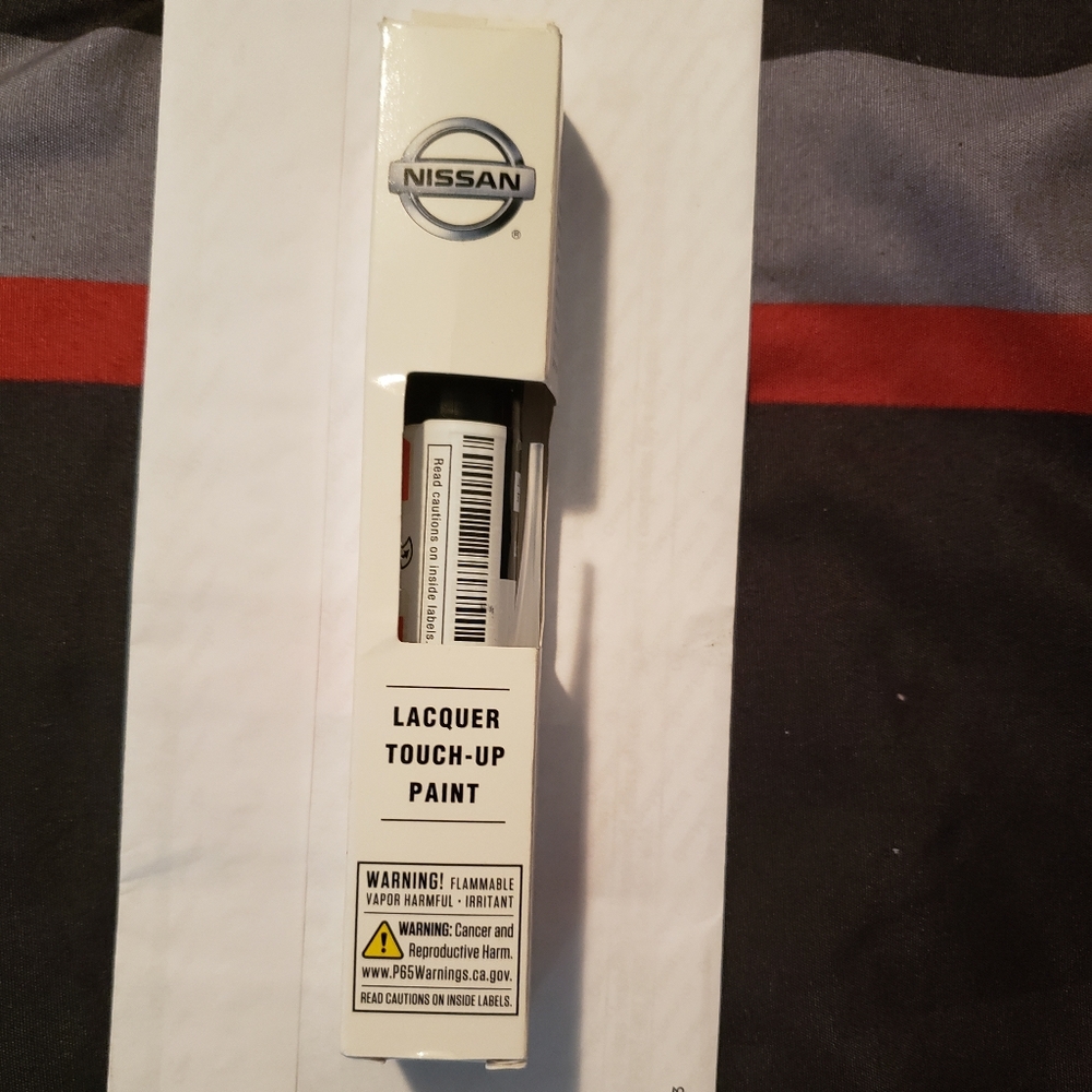 Nissan Black Colored Lacquer Touch Up Paint